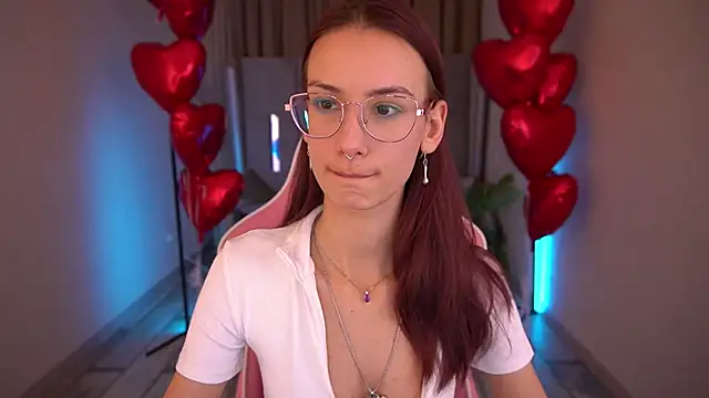 CozyMell online show from 02/20/25, 02:02