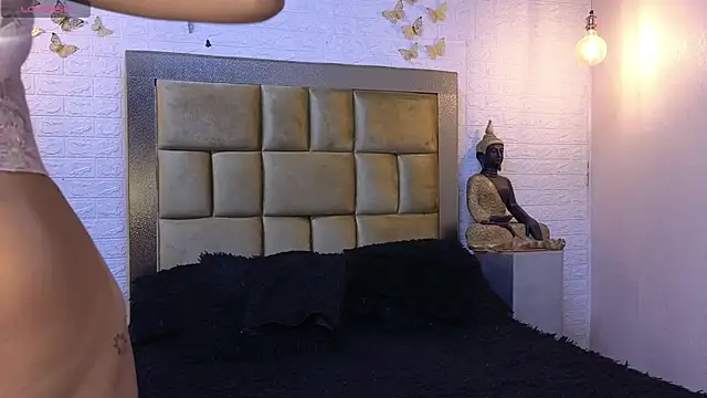 Snapshot of ximenawilliamss chatting on 09/13/25, 08:52 ximenawilliamss online show from 09/13/25, 08:52