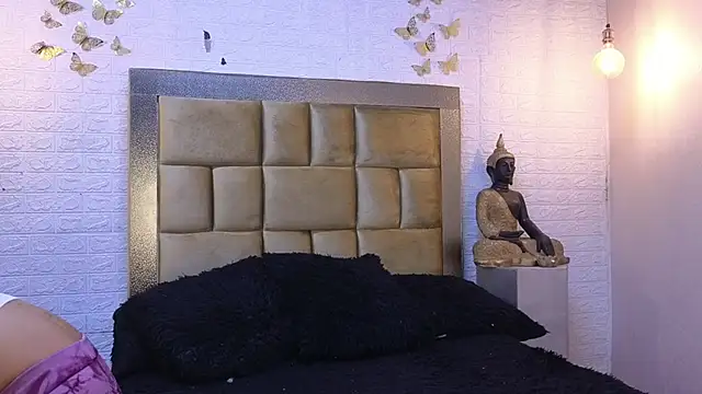 Snapshot of ximenawilliamss chatting on 10/23/25, 08:18 ximenawilliamss online show from 10/23/25, 08:18