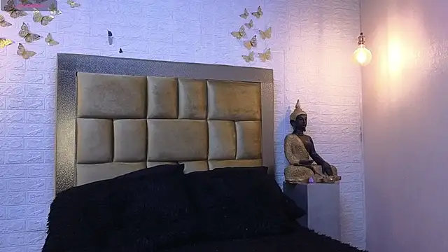 Snapshot of ximenawilliamss chatting on 10/28/25, 08:33 ximenawilliamss online show from 10/28/25, 08:33