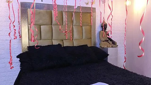 Snapshot of ximenawilliamss chatting on 11/15/25, 10:34 ximenawilliamss online show from 11/15/25, 10:34