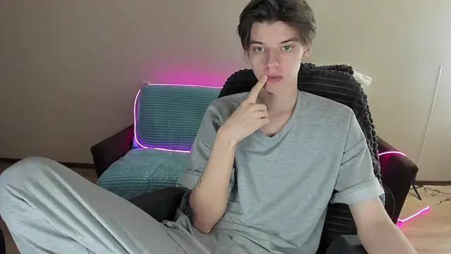 Liam sexy1 online show from 12/05/24, 08:22