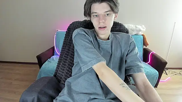 Liam sexy1 online show from 12/21/24, 07:35