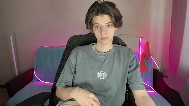 Liam sexy1 online show from 02/16/25, 01:38