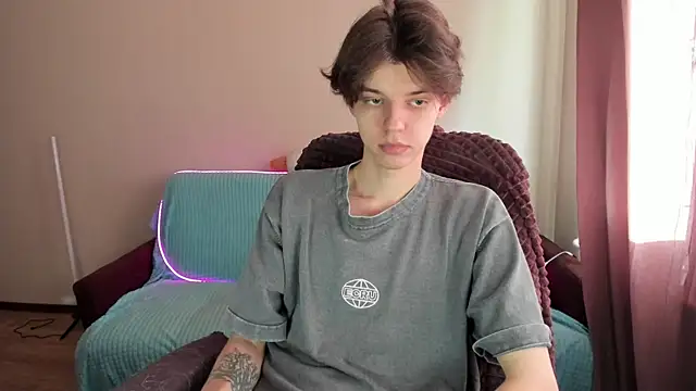 Liam sexy1 online show from 03/17/25, 01:18