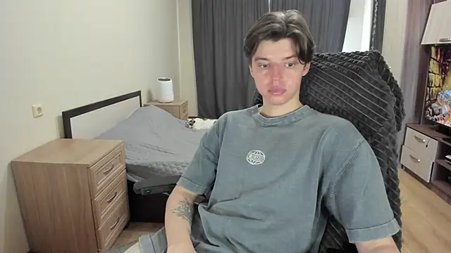 Liam sexy1 online show from 04/05/26, 07:49