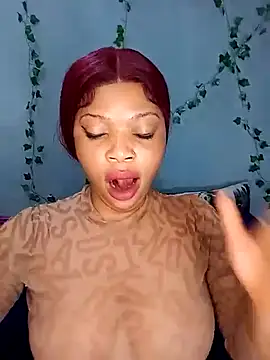 Snapshot of Sugartonguexx chatting on 02/15/25, 11:14 Sugartonguexx online show from 02/15/25, 11:14