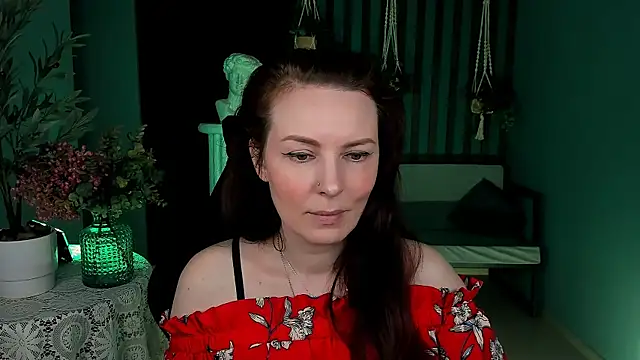 VandaRossi online show from 09/23/25, 06:49