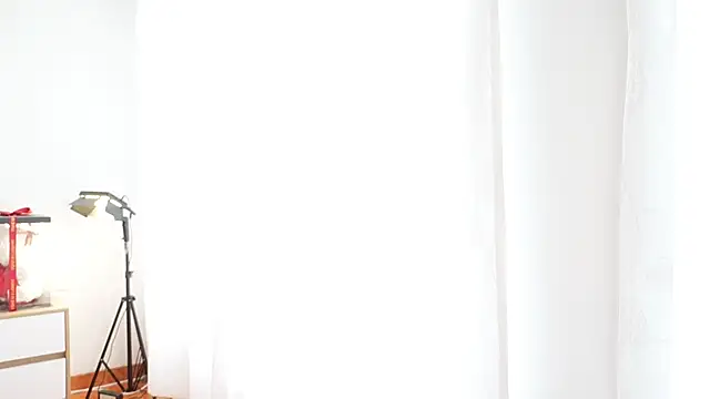 Snapshot of samantha_evans2 chatting on 06/03/26, 10:26 samantha evans2 online show from 06/03/26, 10:26