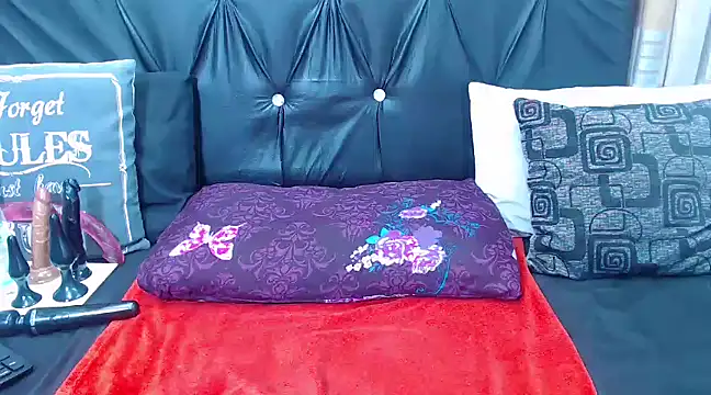 spicydiver38 online show from 03/17/25, 06:32