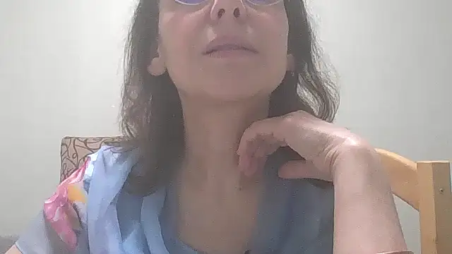 HollyJewel online show from 03/05/25, 08:53