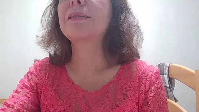 HollyJewel online show from 10/23/25, 04:50