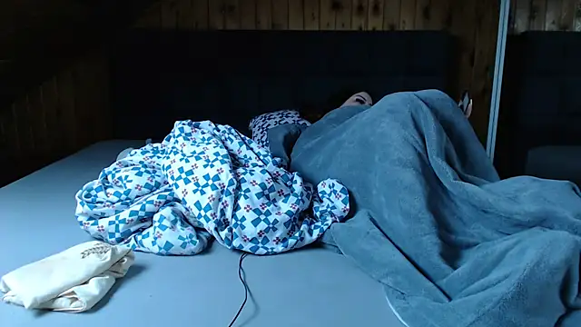 Snapshot of BoeseMoni1998 chatting on 02/04/25, 11:38 BoeseMoni1998 online show from 02/04/25, 11:38