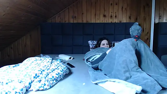 Snapshot of BoeseMoni1998 chatting on 02/18/25, 08:38 BoeseMoni1998 online show from 02/18/25, 08:38