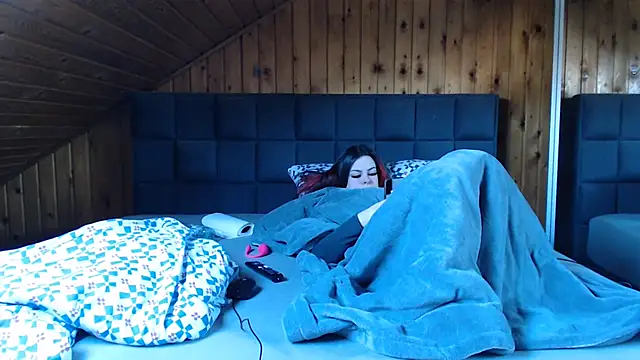 Snapshot of BoeseMoni1998 chatting on 02/18/25, 12:17 BoeseMoni1998 online show from 02/18/25, 12:17