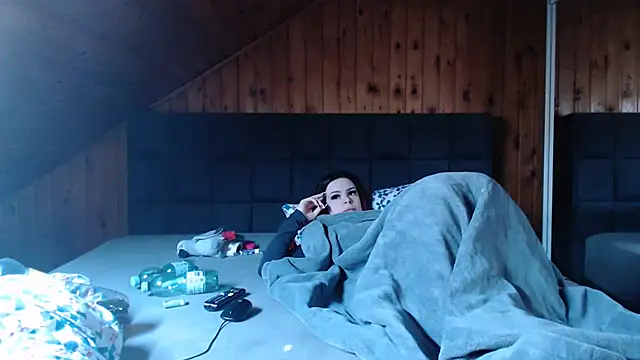 Snapshot of BoeseMoni1998 chatting on 02/21/25, 10:17 BoeseMoni1998 online show from 02/21/25, 10:17