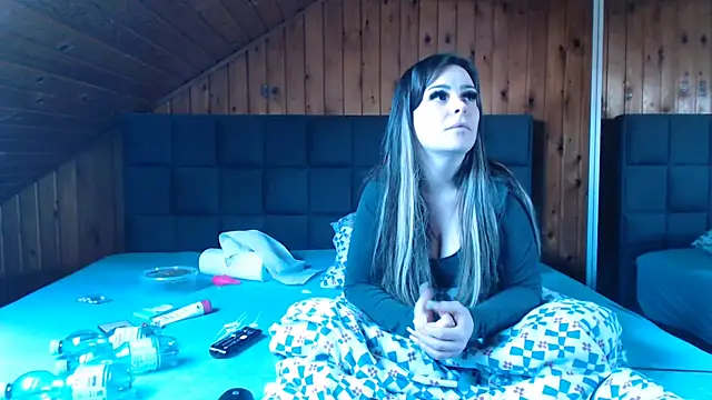 Snapshot of BoeseMoni1998 chatting on 03/09/25, 11:47 BoeseMoni1998 online show from 03/09/25, 11:47