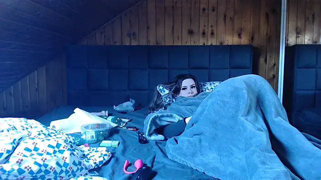 Snapshot of BoeseMoni1998 chatting on 03/19/25, 06:12 BoeseMoni1998 online show from 03/19/25, 06:12