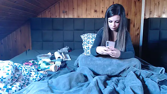 Snapshot of BoeseMoni1998 chatting on 03/22/25, 08:18 BoeseMoni1998 online show from 03/22/25, 08:18