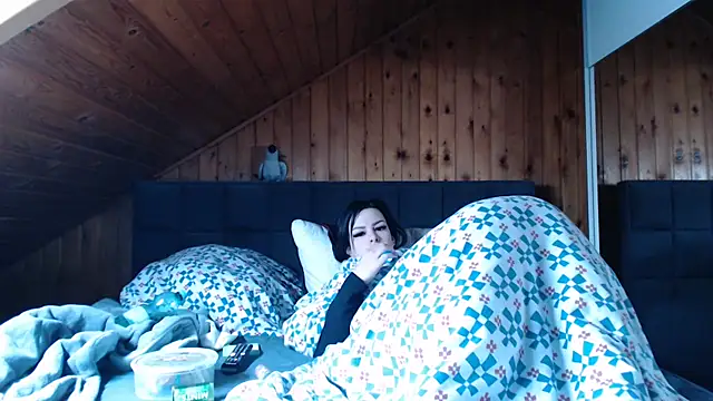 Snapshot of BoeseMoni1998 chatting on 10/05/25, 09:18 BoeseMoni1998 online show from 10/05/25, 09:18