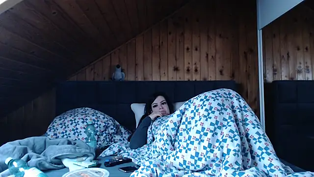 Snapshot of BoeseMoni1998 chatting on 10/06/25, 10:56 BoeseMoni1998 online show from 10/06/25, 10:56