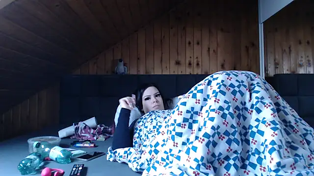 Snapshot of BoeseMoni1998 chatting on 10/31/25, 08:04 BoeseMoni1998 online show from 10/31/25, 08:04