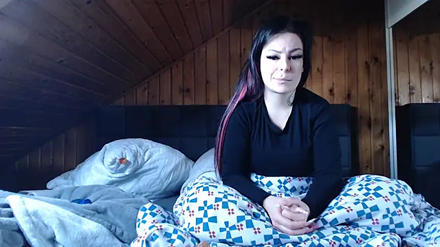 Snapshot of BoeseMoni1998 chatting on 11/13/25, 10:36 BoeseMoni1998 online show from 11/13/25, 10:36