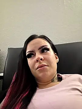 Snapshot of BoeseMoni1998 chatting on 11/20/25, 07:46 BoeseMoni1998 online show from 11/20/25, 07:46