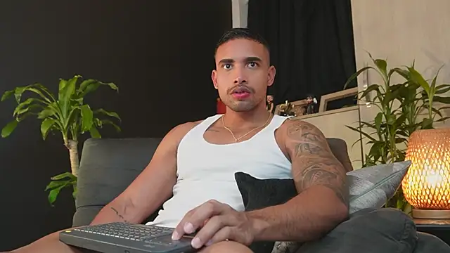 LincomAmith online show from 02/24/26, 03:48