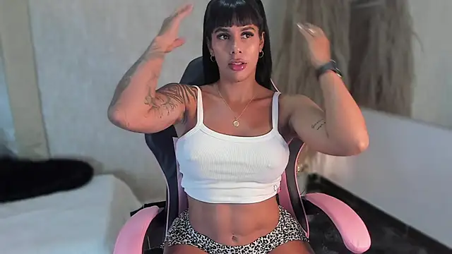 Cleopatra Fit online show from 01/11/25, 06:33