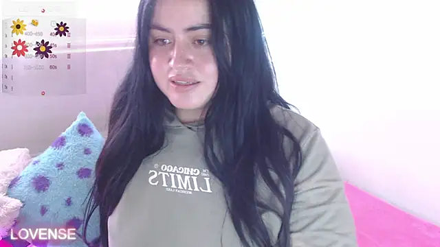 Snapshot of PamelaDoouce chatting on 12/11/24, 12:12 PamelaDoouce online show from 12/11/24, 12:12