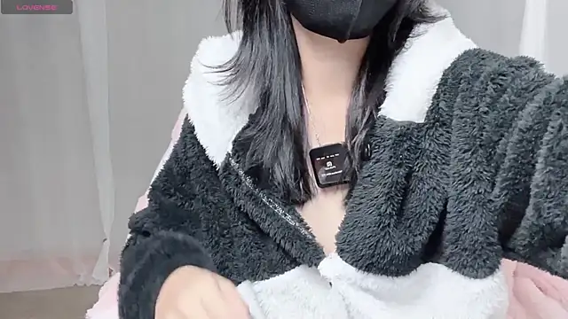 Snapshot of _minji_bae chatting on 11/14/25, 06:50 minji bae online show from 11/14/25, 06:50