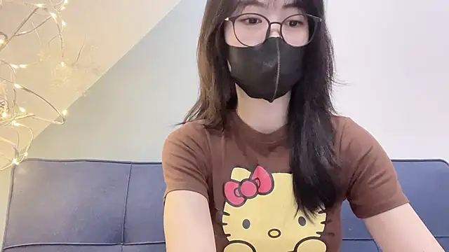 Snapshot of _minji_bae chatting on 12/04/25, 02:26 minji bae online show from 12/04/25, 02:26