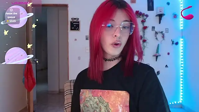 Snapshot of _GalyaX_ chatting on 12/26/24, 12:38 GalyaX online show from 12/26/24, 12:38