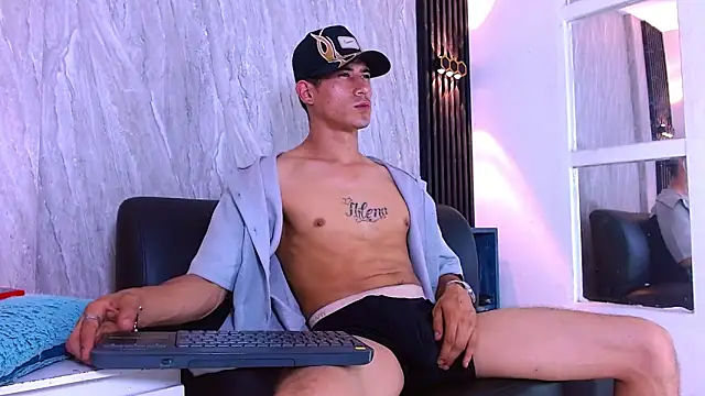 Jhonn Rhyss online show from 12/21/25, 07:32