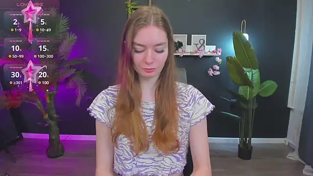 Snapshot of EvaSelin chatting on 01/21/25, 05:05 EvaSelin online show from 01/21/25, 05:05