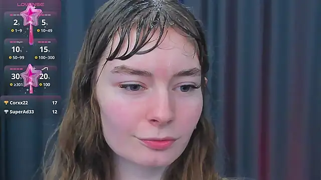 Snapshot of EvaSelin chatting on 02/07/25, 09:05 EvaSelin online show from 02/07/25, 09:05