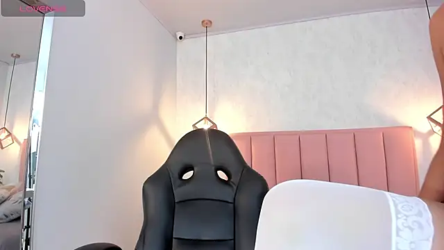 SUNNYCYRUS online show from 03/03/25, 07:28