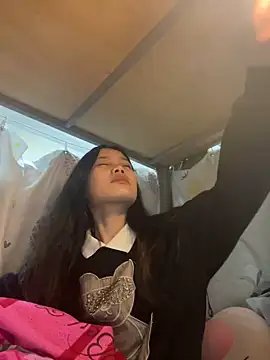 Be-MyMy online show from 02/17/25, 01:32