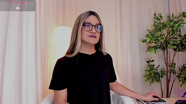 vitta alfayed online show from 03/18/25, 08:04