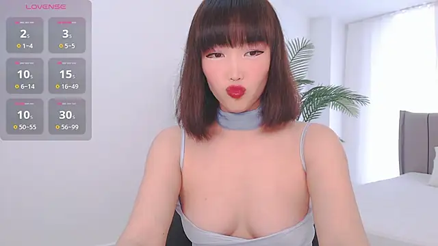 TumiLio online show from 02/18/25, 12:17