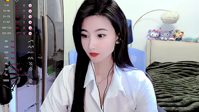 FeiFei-babe online show from 02/13/25, 05:54