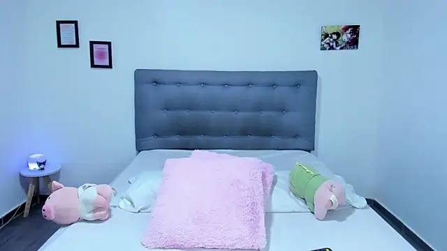 Agataowens online show from 02/18/25, 02:38