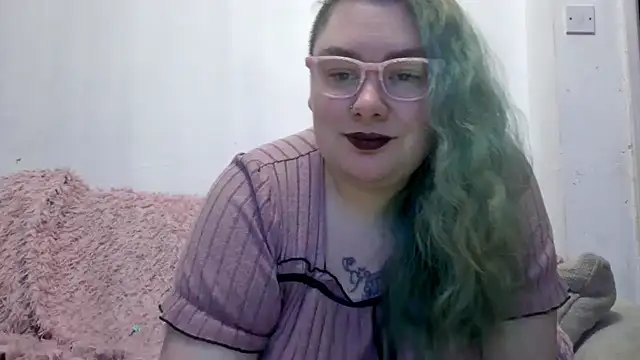 Bustycurves online show from 04/20/26, 10:55