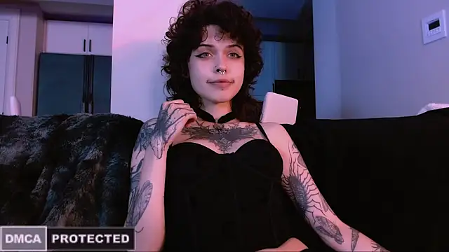 NaughtyLittleFox online show from 10/15/25, 04:34