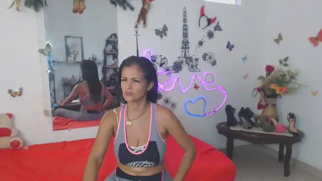 Snapshot of brigitht chatting on 01/21/25, 10:08 brigitht online show from 01/21/25, 10:08