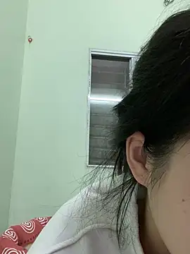 minmin2kk5 online show from 02/04/25, 07:29