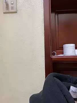 minmin2kk5 online show from 02/04/25, 03:26