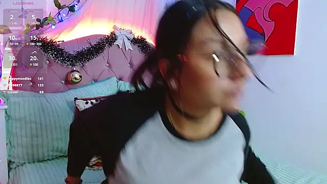 Littlerouse  online show from 12/13/24, 06:00