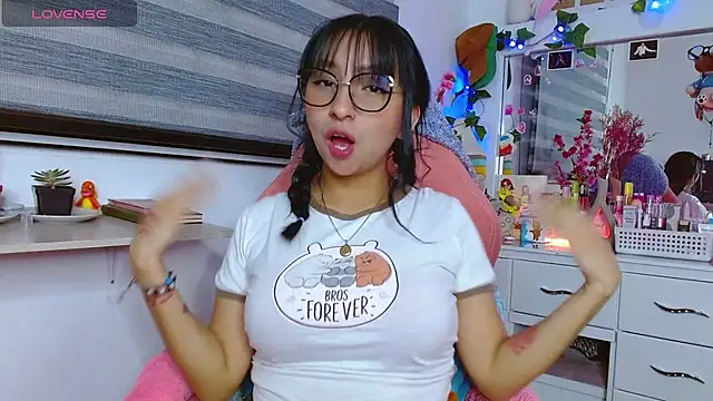 Littlerouse  online show from 01/09/25, 01:50